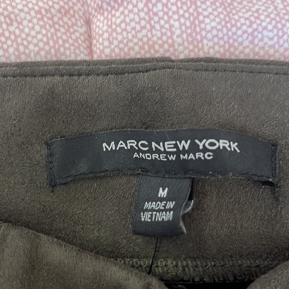 SOLD - NWT Marc New York Andrew Marc Olive Green Velvet Fake Gold Buttons Pants - Picture 3 of 8